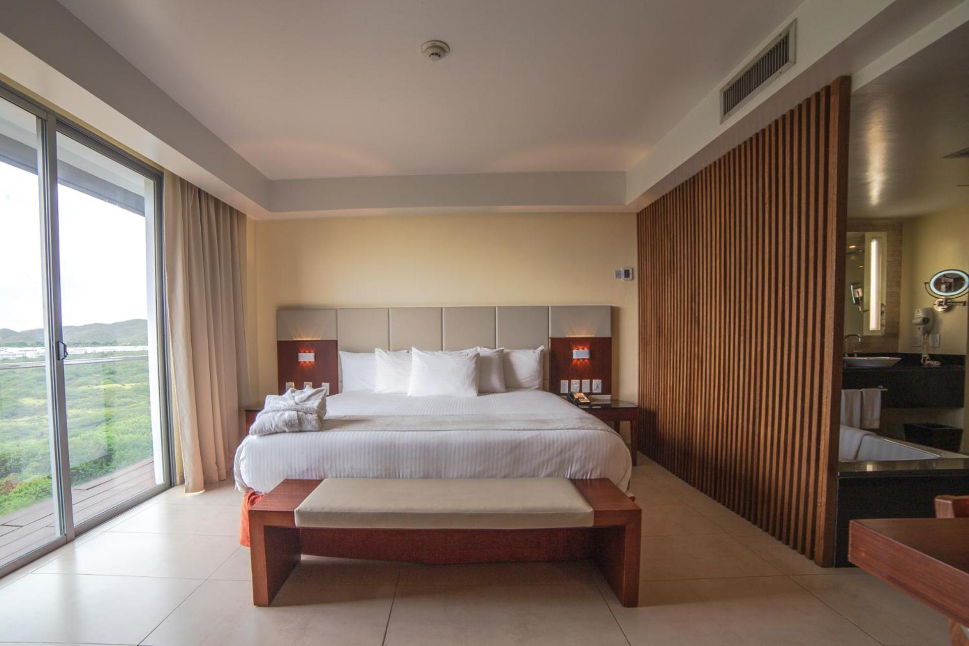 Sunsol Unik Luxury Hotel Porlamar Exterior foto